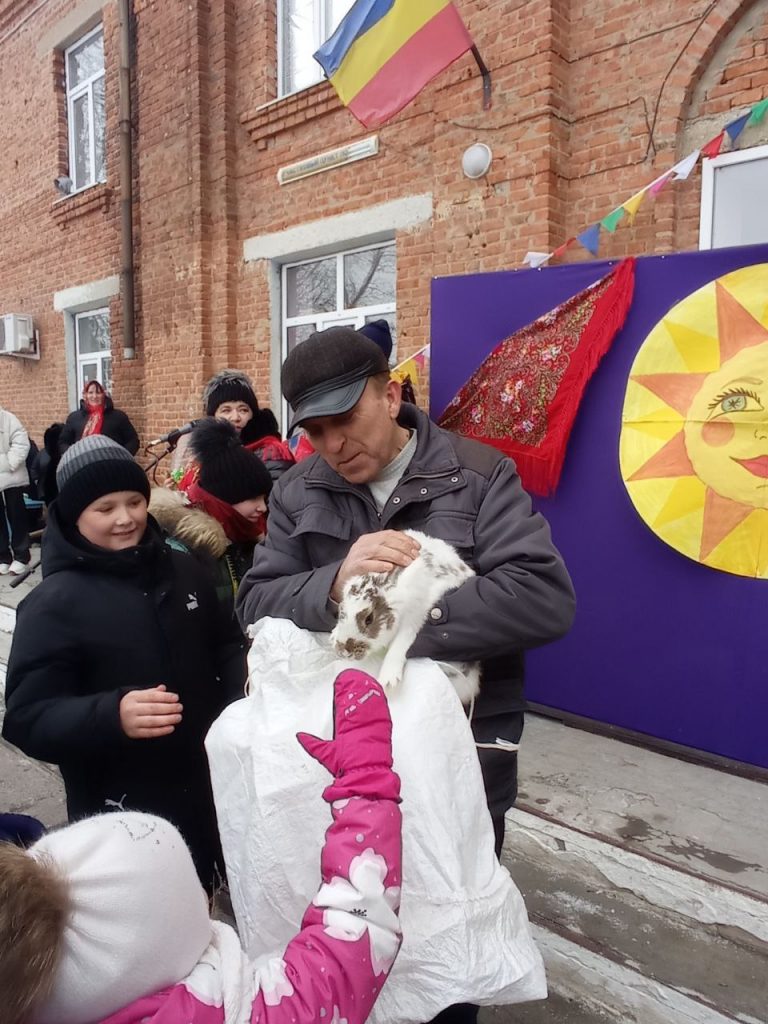 Жители и гости ст.Шумилинской проводили Зиму и встретили Весну - Искра -  новости станицы Казанской